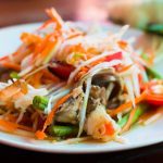 Salade de papaye verte avec légumes