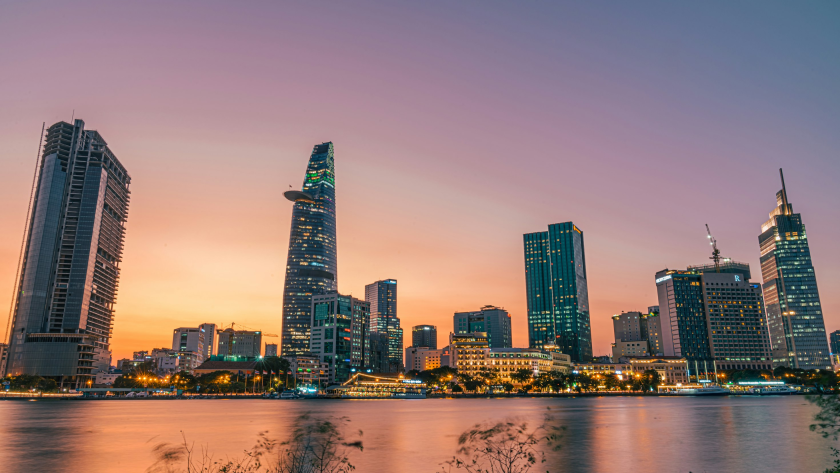 Gratte-ciels au coucher du soleil à Ho Chi Minh-Ville