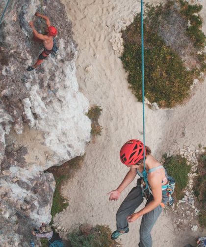 découvrez l'importance de l'assurance voyage pour protéger vos aventures à l'étranger. bénéficiez d'une couverture complète pour vos frais médicaux, annulations, et pertes de bagages, afin de voyager l'esprit tranquille. assurez-vous de profiter pleinement de chaque moment sans soucis.