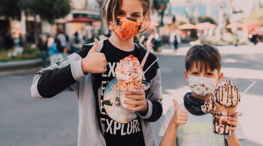 découvrez l'univers sucré des desserts thaïlandais, alliant saveurs exotiques et textures irrésistibles. plongez dans une variété de douceurs traditionnelles, des mochis au riz gluant aux délicieuses garnitures de noix de coco et de fruits tropicaux. un voyage gustatif unique à ne pas manquer !