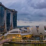 découvrez la culture vibrante des singapouréens, leur mode de vie unique et les traditions qui façonnent cette métropole dynamique. explorez les valeurs, la diversité et le futur prometteur de singapour à travers les yeux de ses habitants.
