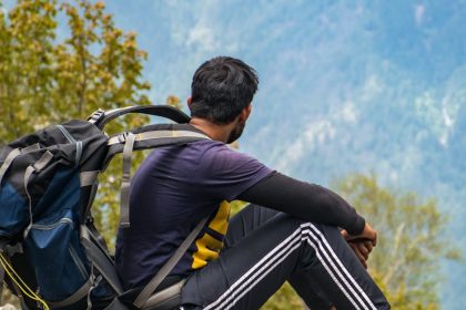 découvrez l'importance d'une assurance santé voyage pour protéger votre santé et vos finances lors de vos déplacements. informez-vous sur les meilleures options pour voyager sereinement.