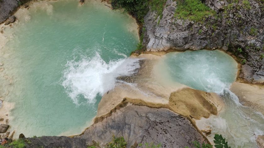 découvrez le concept des piscines naturelles, un havre de paix alliant écologie et esthétisme. plongez dans un univers où la baignade rime avec bien-être, grâce à des solutions respectueuses de l'environnement et des matériaux naturels.