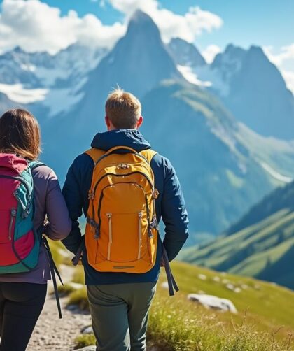Découvrez les aventures passionnantes de Léa sur le blog BESTJOBERS. Suivez ses carnets de route pour explorer des récits enrichissants d'aventures en duo, des conseils de voyage et des inspirations pour vos prochaines escapades.